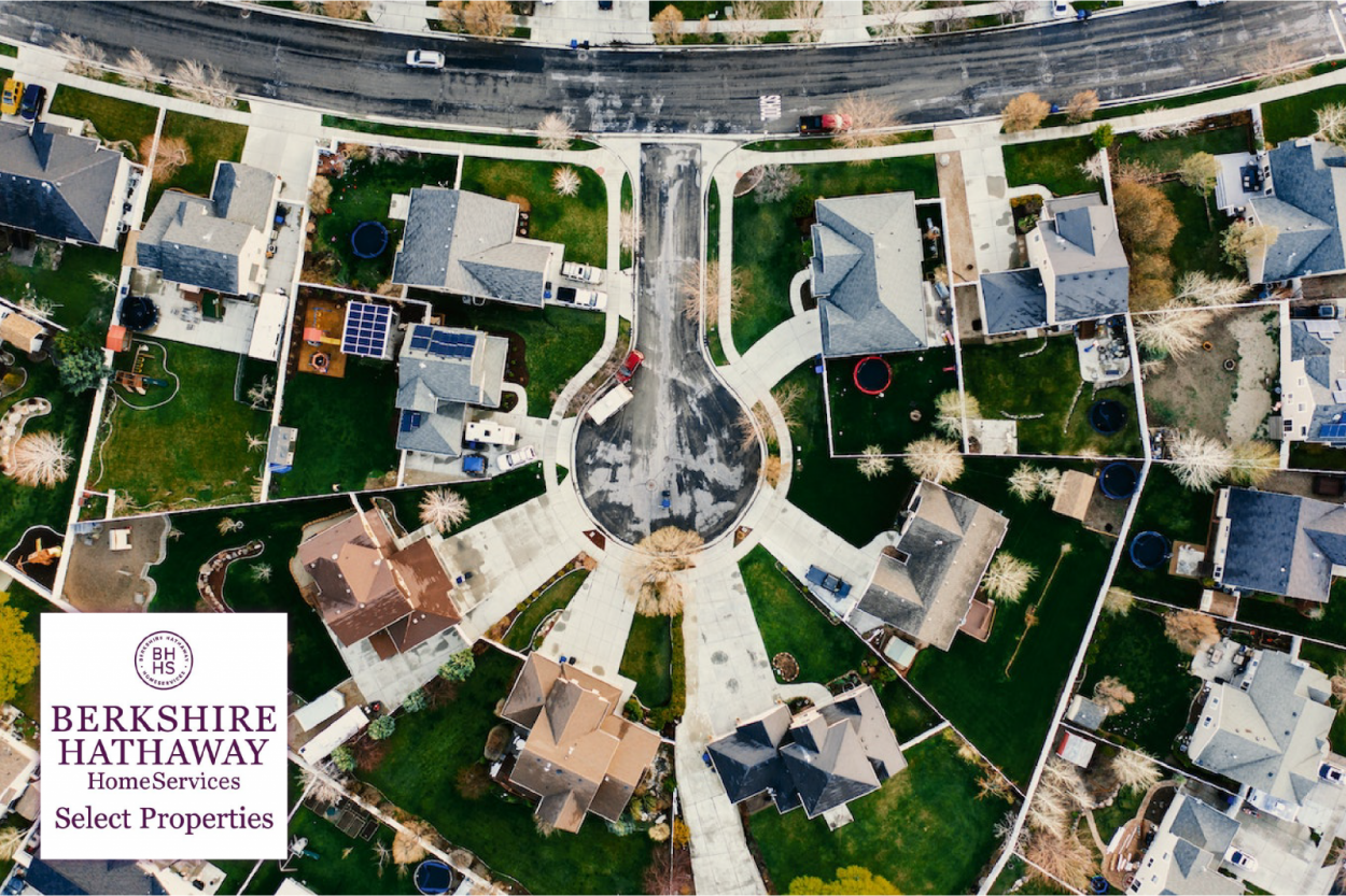 Aerial view of St. Louis neighborhood