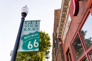 Manchester Avenue in Maplewood Missouri with independent restaurants craft breweries and homes for sale in zip code 63143